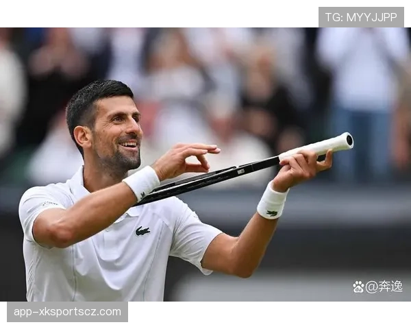 德约科维奇家冰箱里只有水和蛋白粉，连狗都瘦成闪电