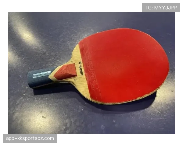 菲利克斯这生活也太反差了，球场上狂飙，私下竟爱躺沙发追剧？